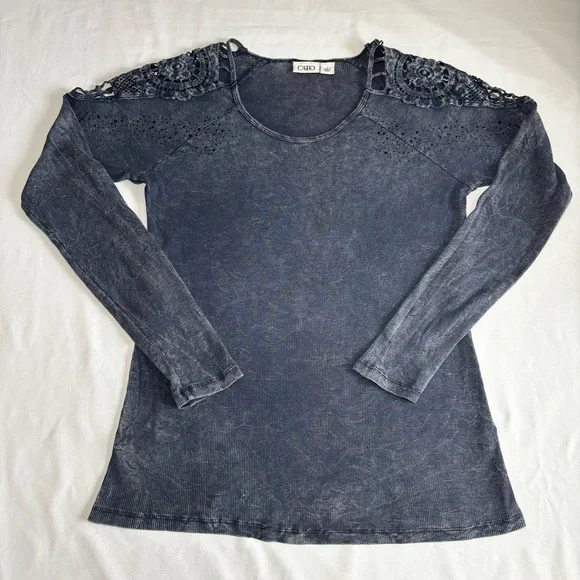 Cato Blue Stone Wash Long Sleeve Top Ribbed Crochet Detail Shoulders Rhinestones - Picture 7 of 15